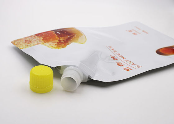 Shiny Surface Nozzle Spout Liquid Pouch Packaging Bags Dalam PET Food Material