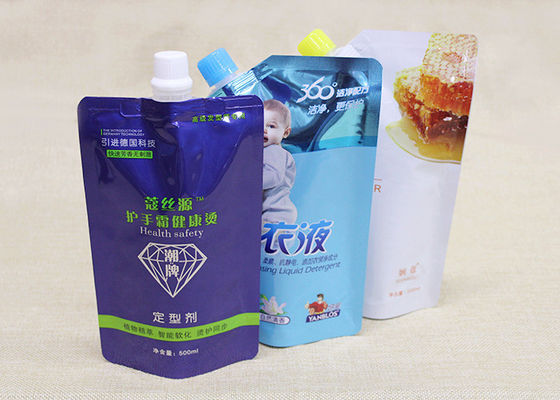 Sesuaikan Menangani Plastik Doypack Liquid Nozzle Spout Bags Untuk Deterjen Laundry