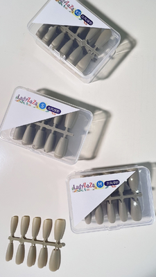 kualitas  Lady French Style Artificial False Nails Half Tips And Full Cover False Nail Tips pabrik