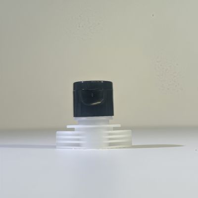 Portable dan awet 3mm Flip Top Screw Cap dengan 16mm Spout untuk Fleksibel Sanitizer dan Kemasan Kosmetik