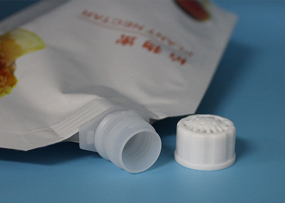 Pola Kreatif Topi Moncong Plastik Dengan Satu Arah Lubang Udara Degassing